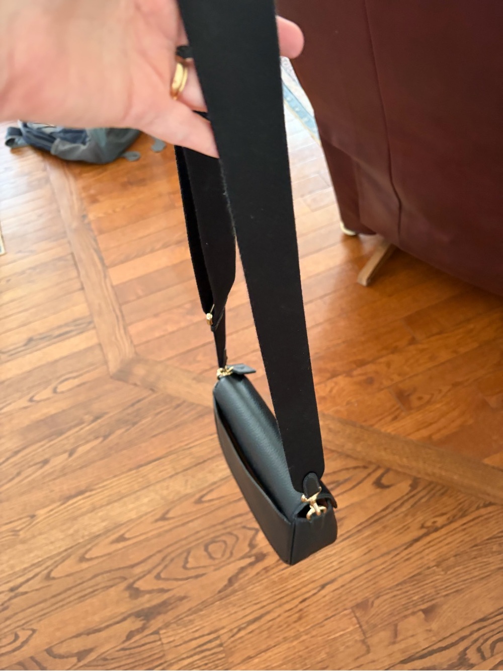 Coach Black Pebbled Leather Saddle Crossbody with Gold Hardware - Picture 5 of 6